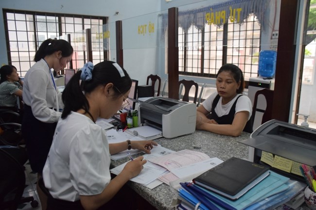 “Ngày thứ Năm không hẹn, không viết”, mô hình mới trong giải quyết thủ tục hành chính ở Bình Định (PS 24/05/2022)